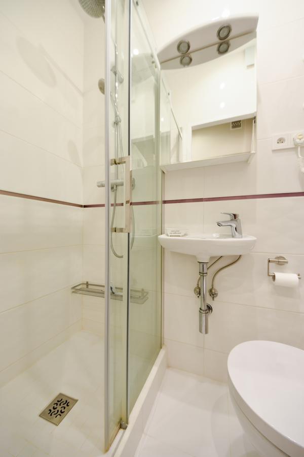 Shortstaypoland Flory Warschau Exterior foto
